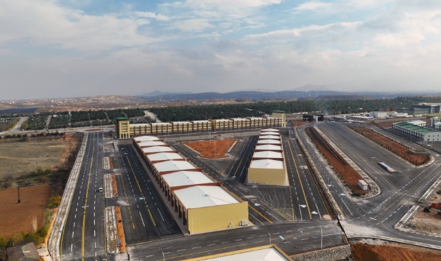 Başkan Gürkan,Yeni Buğday Pazarında İncelemelerde Bulundu