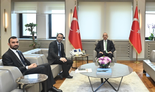 Milletvekili Babacan, Yüksek Hızlı Tren Projesi İle İlgili Bakan Uraloğlu İle Görüştü