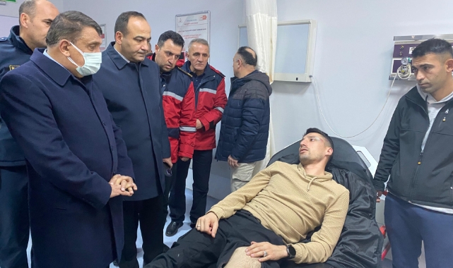 Başkan Gürkan, Trafik Kazasında Yaralananları Hastanede Ziyaret Etti