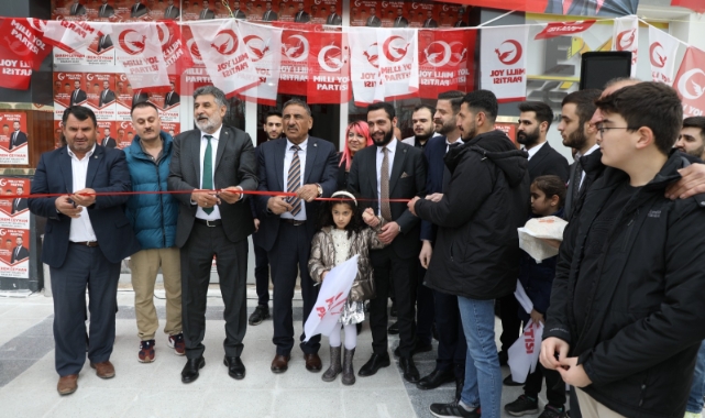Ekrem Ceyhan'ın Seçim Çalışma Ofisi Açıldı