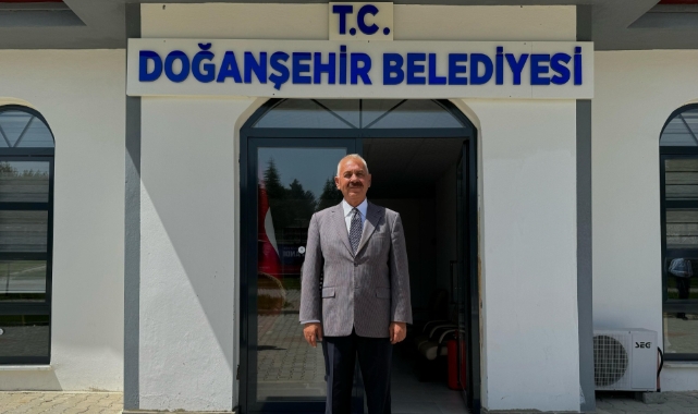 Doğanşehir Belediyesi Tabelasına T.C. İbaresi Eklendi