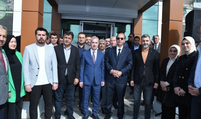 Yeşilyurt Belediye Başkanı Prof. Dr. İlhan Geçit, Görevine Resmen Başladı