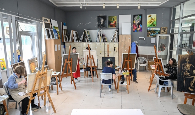 Büyükşehir Belediyesi Sanat Kurslarına Yoğun İlgi Gösteriliyor
