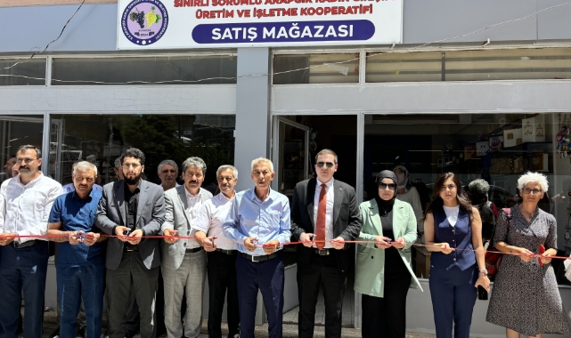 Arapgir Kadın Girişimi Üretim ve İşletme Kooperatifi Satış Mağazası Açıldı