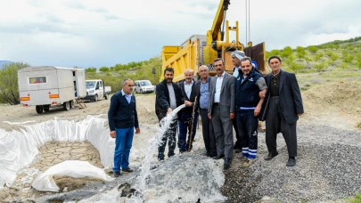 MEYDANCIK MAHALLESİ İÇME SUYUNA KAVUŞTU