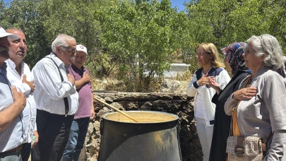 ONAR MAHALLESİ’NDE AŞURE LOKMASI YAPILDI