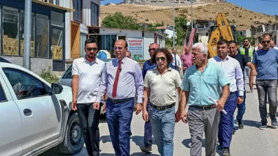 BAŞKAN GEÇİT, ÇIRMIKTI KÖY EVLERİ PROJELERİNİ İNCELEDİ