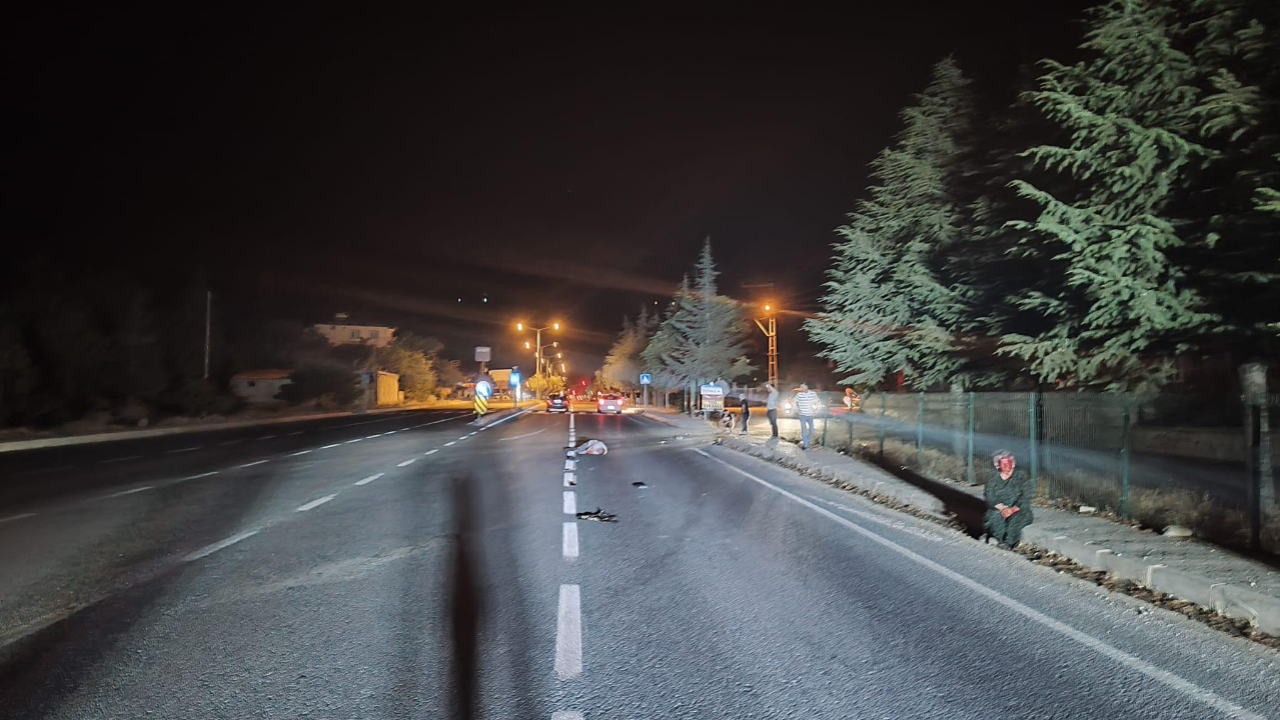 DARENDE’DE YAŞLI ÇİFTİ TRAFİK KAZASI AYIRDI