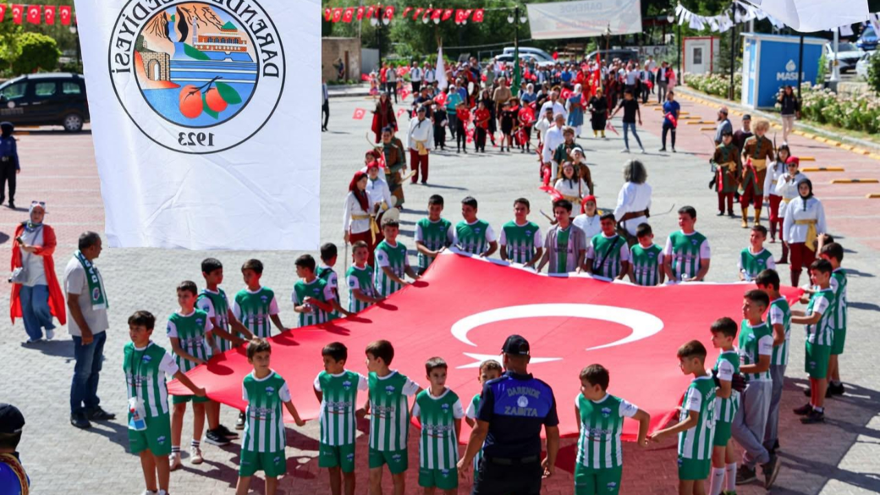 DARENDE’DE ZENGİBAR KARAKUCAK GÜREŞ VE KÜLTÜR FESTİVALİ BAŞLADI