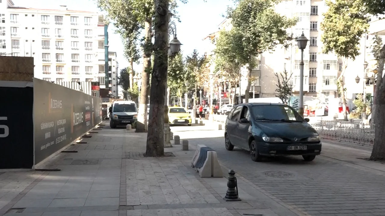 KANALBOYU’NDA ESNAFIN TOZ ŞİKAYETİ ARTTI