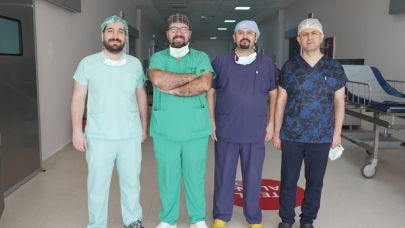 PARSİYEL NEFREKTOMİ İLE 3 CM’LİK BÖBREK TÜMÖRÜ ALINDI