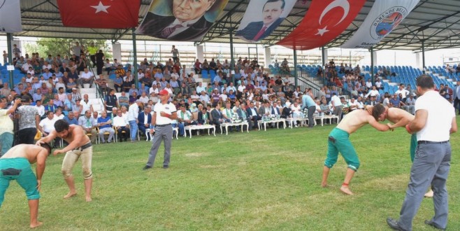 Darende Geleneksel Zengibar Karakucak Güreş ve Kültür Festivali Yapıldı