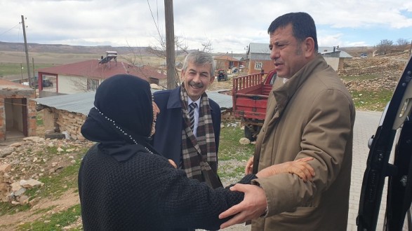 Ağbaba Seçim Gezilerine Arapgir'de Devam Etti