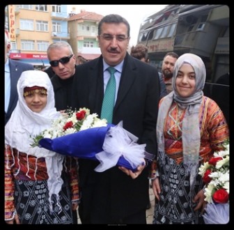 AK Parti referandum çalışmalarını Doğanşehir’de sürdürdü