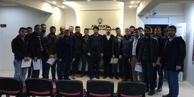 AK PARTİ YEŞİLYURT GENÇLİK KOLLARINDAN 1 KASIM’IN GİZLİ KAHRAMANLARINA TEŞEKKÜR BELGESİ