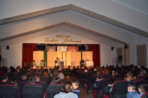 Arguvan’da Ölümsüz Komedi Güldürdü