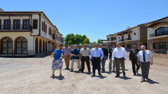 BAŞKAN ÇAKIR, SANAT SOKAĞI İNŞAATINI GEZDİ