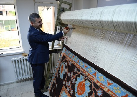 Başkan Çınar, Gündüzbey Yeşilkonak’ta ki Halı Kesme Törenine Katıldı