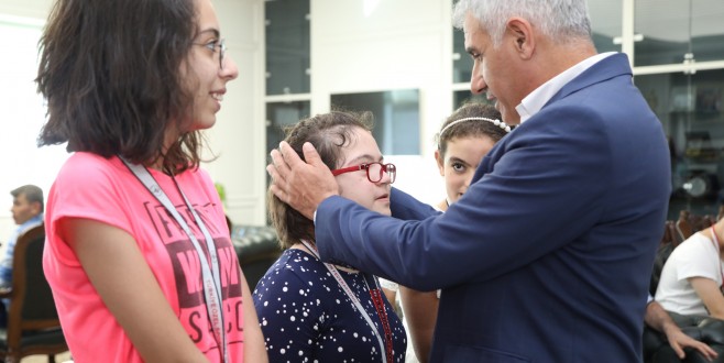 Güder, Şampiyonalarda Derece Yapan Özel Sporcularla Biraraya Geldi