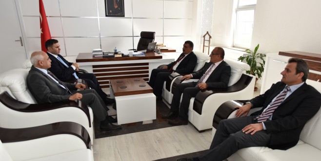 Başkan Gürkan, Battalgazi Kaymakamlığı’nın Yeni Hizmet Binasını Gezdi