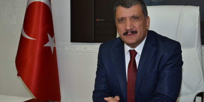 BAŞKAN GÜRKAN, "ÇANAKKALE, YOKSUL BİR MİLLETİN KAHRAMANLIK DESTANIDIR"