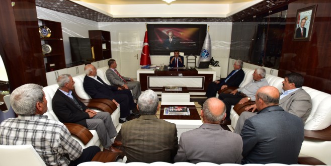 Başkan Gürkan, Emekli Olan Personele Teşekkür Plaketi Verdi