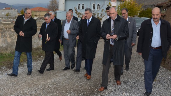 BAŞKAN GÜRKAN, ERENLİ MAHALLESİ’NİN SORUNLARINI DİNLEDİ