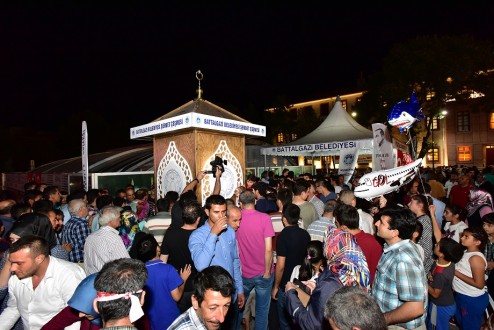 BAŞKAN GÜRKAN, "HEP BİRLİKTE TÜRKİYE OLACAĞIZ"