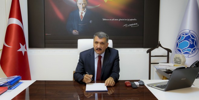 BAŞKAN GÜRKAN’IN BERAT KANDİLİ MESAJI