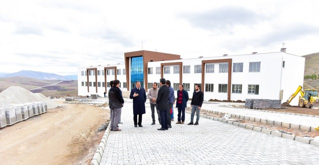 Başkan Gürkan, İspendere İçmeleri’nde İncelemelerde Bulundu