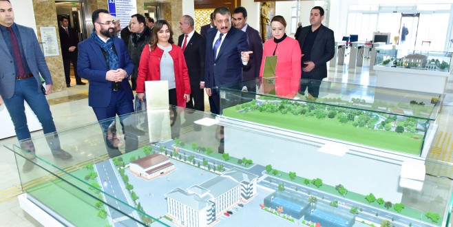 Başkan Gürkan, &#039;Şehit Aileleri Ve Gaziler Bizim Başımızın Tacıdır&#039;