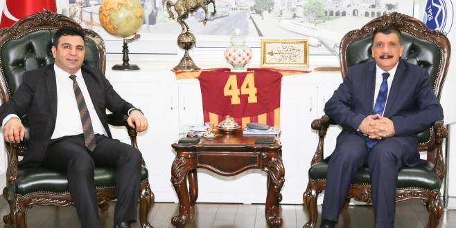 Gürkan, Siyasi Partiler, Memlekete Hizmet Etme Amacına Matuftur