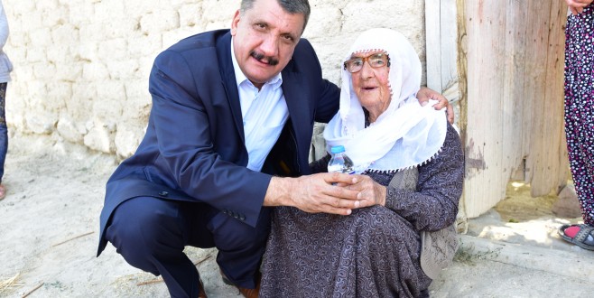 Başkan Gürkan, Sultan Ninenin Duasını İstedi