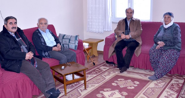 BAŞKAN KIZILDAŞ, YAŞLILARI ZİYARET ETTİ, İHTİYAÇLARINI SORDU