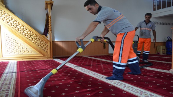 BATTALGAZİ’DE 35 CAMİNİN TEMİZLİĞİ YAPILDI