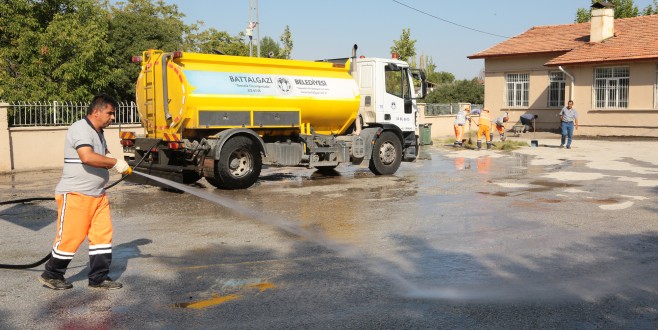 Battalgazi’de Okulların Bahçesi Yeni Eğitim Öğretim Yılına Hazır