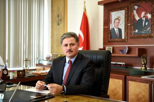 Bayramın Tüm İnsanlığa Barış Ve Huzur Getirmesini Diliyorum