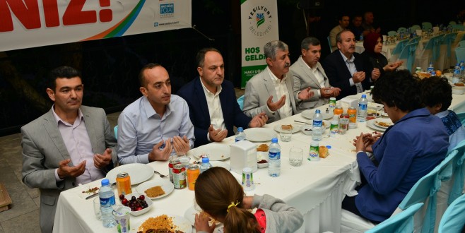 Belediye Başkanı Polat, Personeli İle İftar Yemeğinde Buluştu