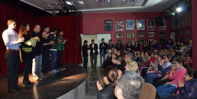 BENİ HAYATA KAT