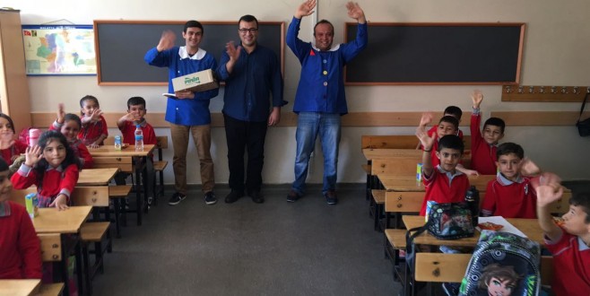 Birinci Sınıf Öğrencilerinin Okula Alışma Süreçleri Anlatılıyor