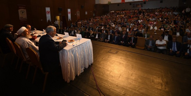 “Biz Vatanı Kutsal, Vatan Sevgisini İmandan Biliriz”