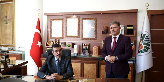 BÜYÜKŞEHİR BELEDİYESİ MALATYA’NIN GELİŞİMİNE ÖNCÜLÜK EDİYOR