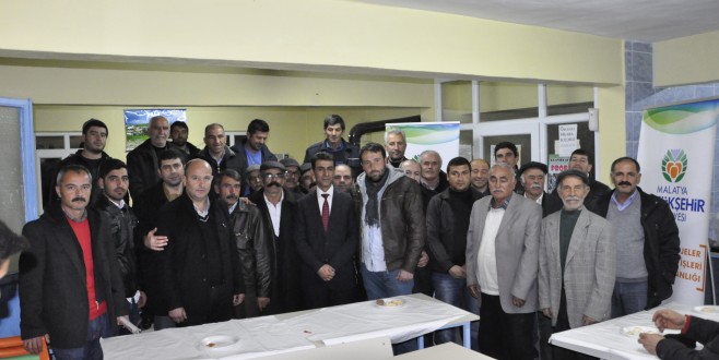 BÜYÜKŞEHİR BELEDİYESİÇİFTÇİLERİ BİLGİLENDİRİYOR