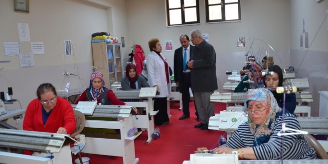 Büyükşehir Özalper Semt Konağı’ndan Halep Üşümesin Kampanyası