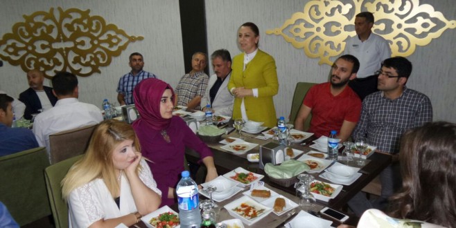 Çalık: Ülkeyi emanet edeceğimiz çok bilinçli bir gençlik geliyor