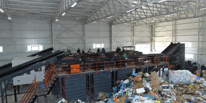 Çevre Hizmetlerimizi Sıfır Atık Yerel Yönetim Başarı Ödülüyle Taçlandırdık