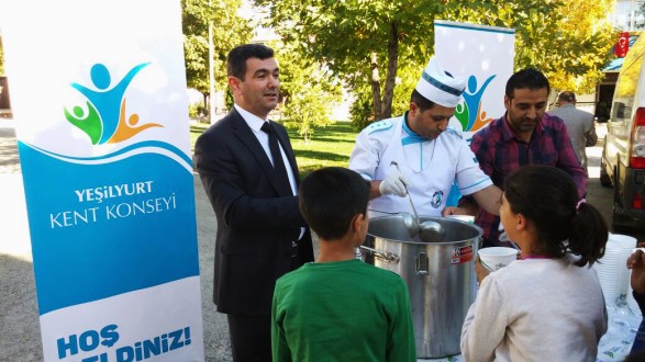 “Çocuklarımızla Aşure Tadında Bir ve Beraberiz”