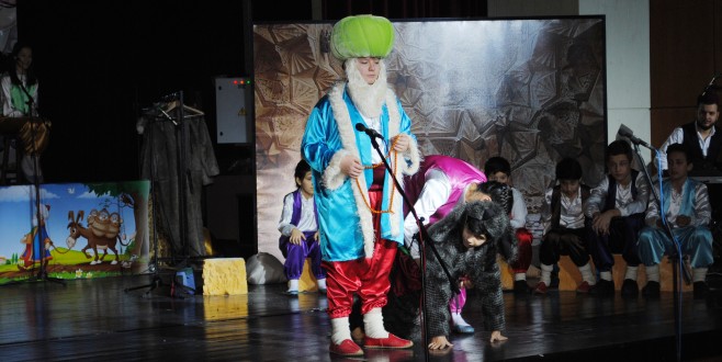 ÇOCUKLARIN TİYATRO HEYECANI