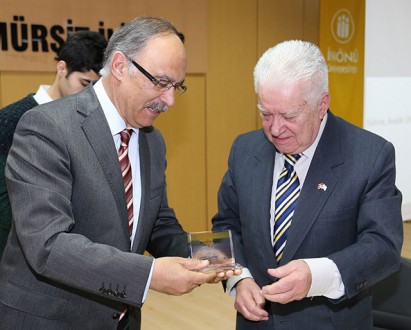 DEMİRER, İKİNCİ DÜNYA SAVAŞI VE SONRASINI ANLATTI