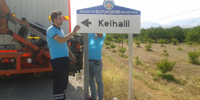 Doğanşehir’de Trafik Yön Bilgilendirme Levhalama Çalışması Tamamlandı